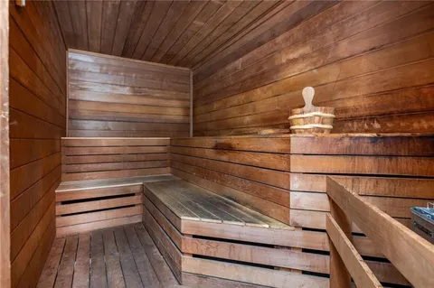 $1,399,900 | 2660 Peachtree Road Northwest, Unit 6H, Atlanta, GA 30305