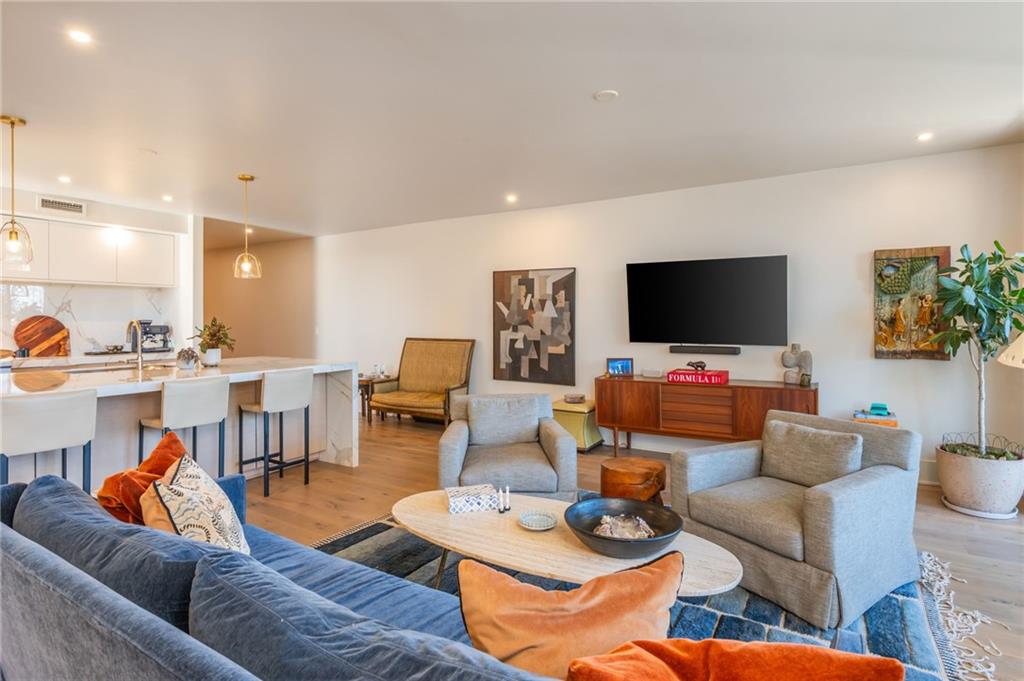 2660 Peachtree Road Northwest, Unit 6H Atlanta, GA 30305 - Photo 8 of 52