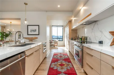 $1,399,900 | 2660 Peachtree Road Northwest, Unit 6H, Atlanta, GA 30305