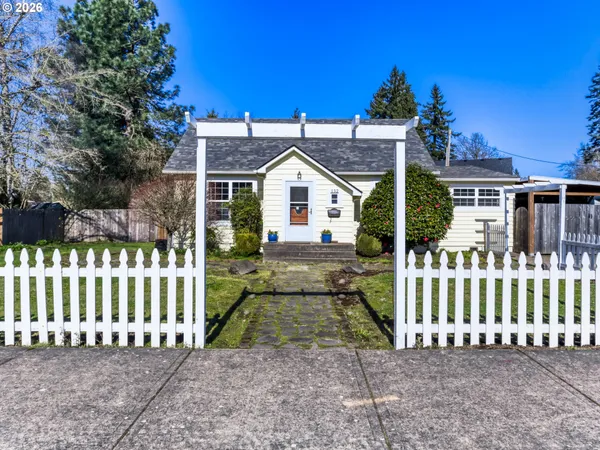 $579,000 | 152 Northeast 5th Avenue, Canby, OR 97013