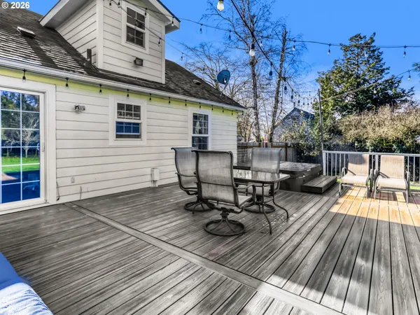 $539,000 | 152 Northeast 5th Avenue, Canby, OR 97013