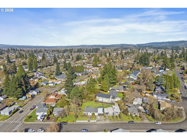 $539,000 | 152 Northeast 5th Avenue, Canby, OR 97013