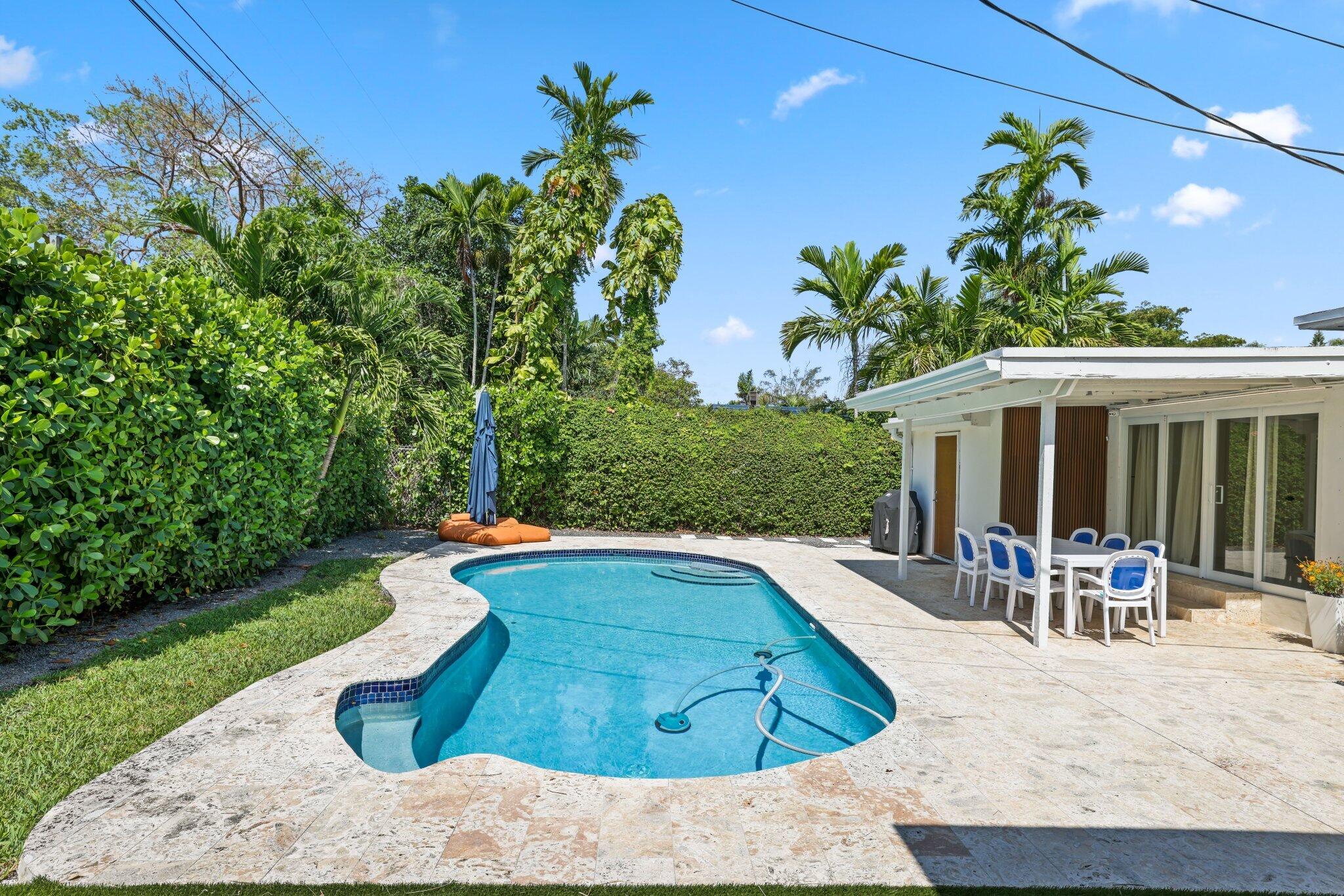 5830 Southwest 51st Terrace Miami, FL 33155 - Photo 2 of 62 5830 Southwest 51st Terr - 48.jpg-SMALL