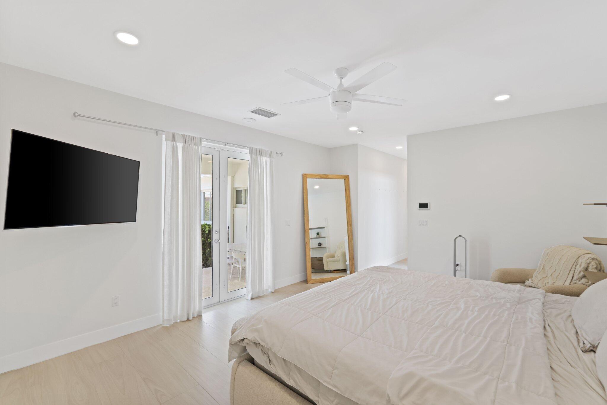 5830 Southwest 51st Terrace Miami, FL 33155 - Photo 21 of 62 5830 Southwest 51st Terr - 32.jpg-SMALL