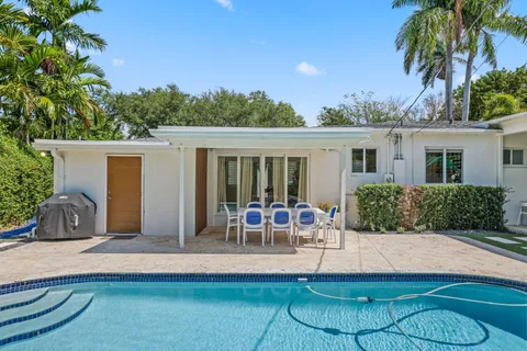 $2,075,000 | 5830 Southwest 51st Terrace, Miami, FL 33155