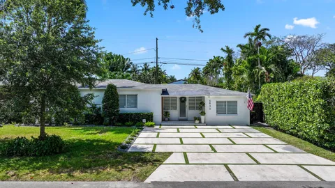 $2,075,000 | 5830 Southwest 51st Terrace, Miami, FL 33155