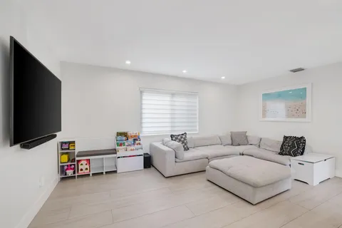 $2,075,000 | 5830 Southwest 51st Terrace, Miami, FL 33155