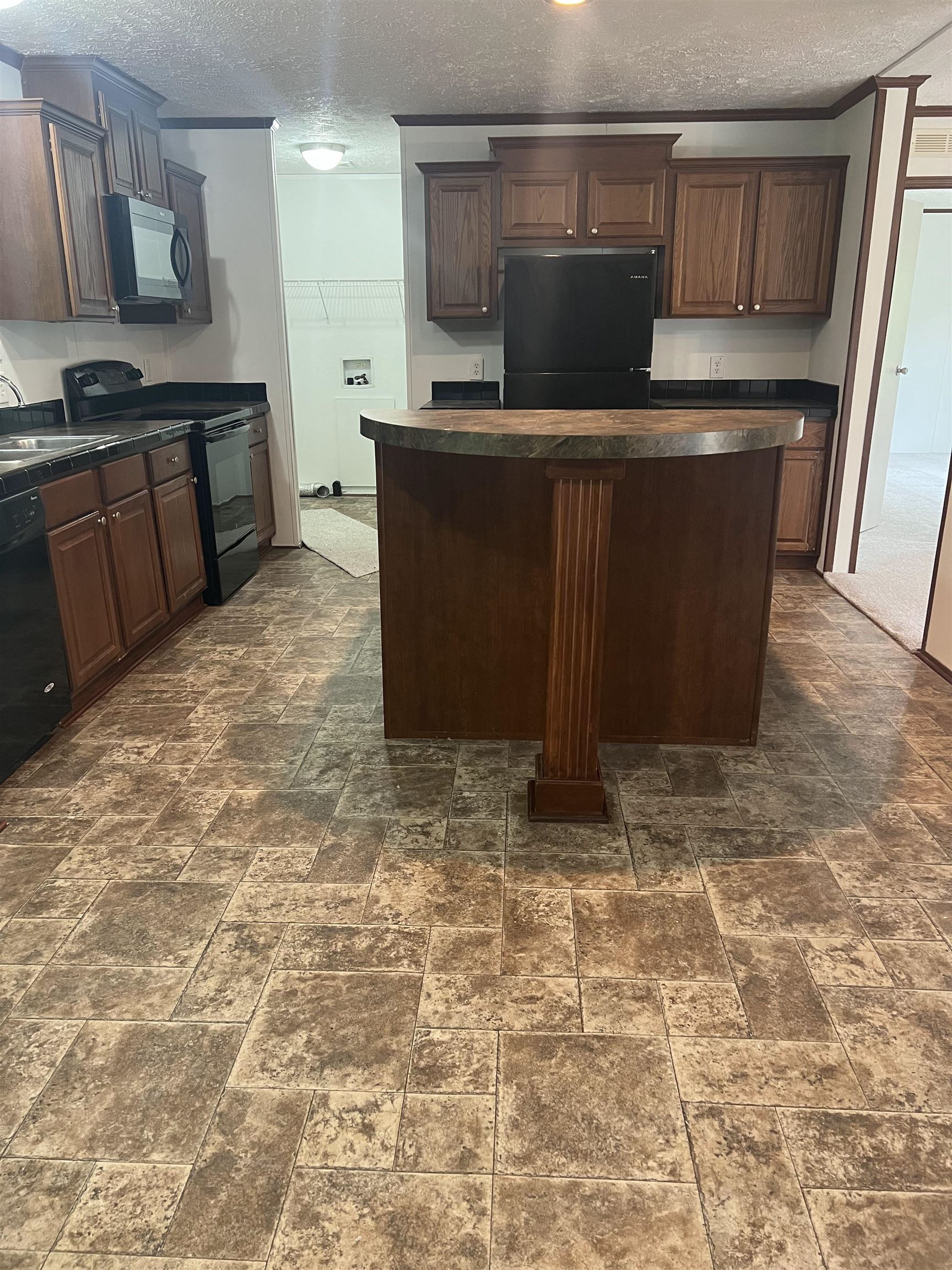 871 Co Rte 7/3 Charleston, WV 25312 - Photo 6 of 28