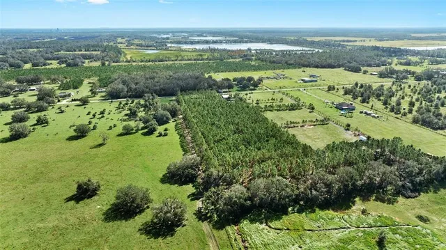 $399,950 | 18105 Bethlehem Road, Lithia, FL 33547