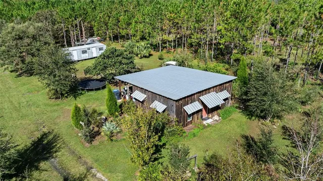 $399,950 | 18105 Bethlehem Road, Lithia, FL 33547