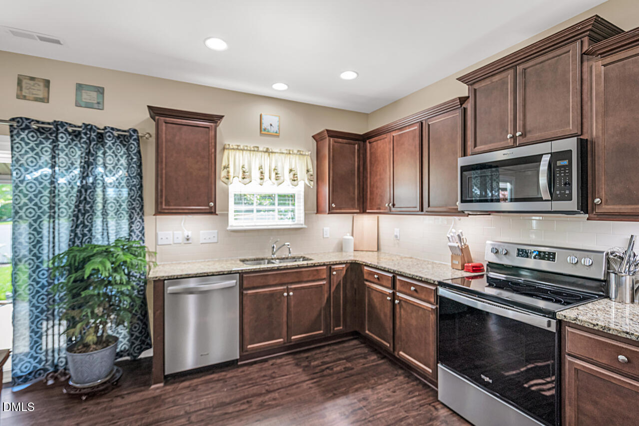 1069 Kerr Street Burlington, NC 27215 - Photo 13 of 42 26-DSC07860