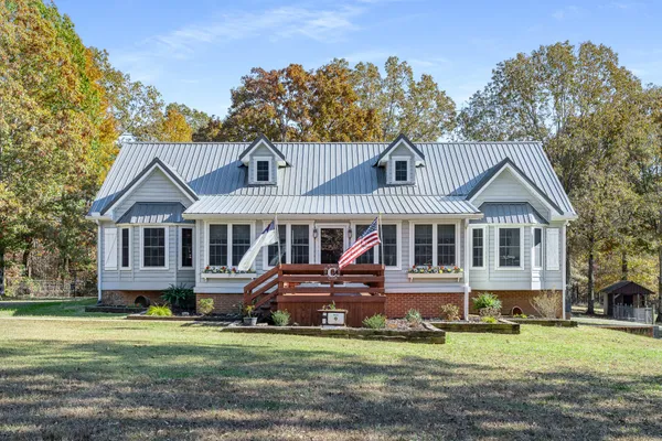 $1,200,000 | 3258 Summertown Highway, Summertown, TN 38483
