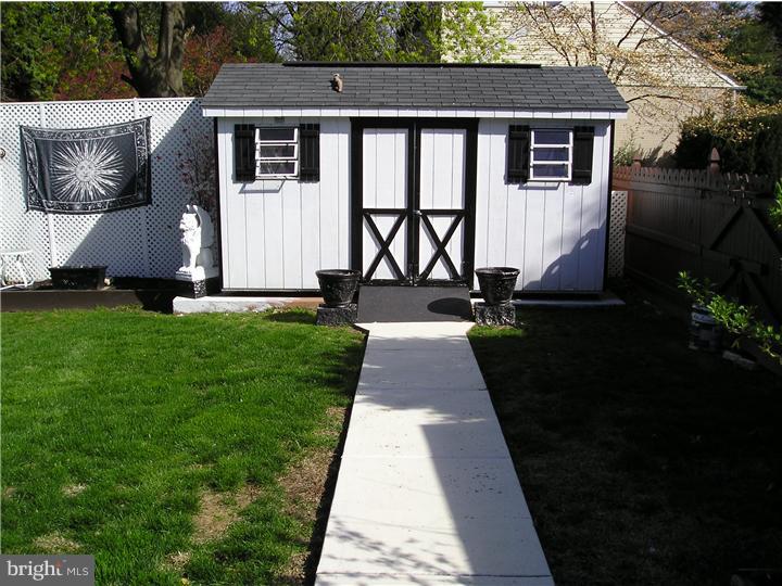 405 Emerson Road Huntingdon Valley, PA 19006 - Photo 14 of 16 Storage Shed
