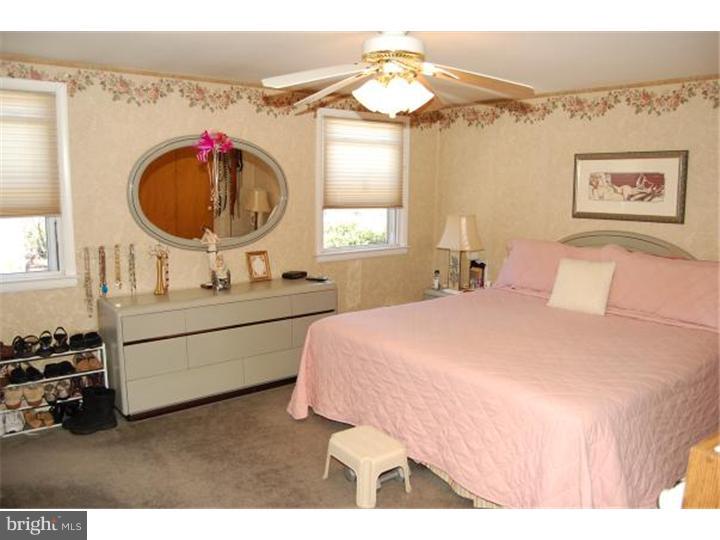 405 Emerson Road Huntingdon Valley, PA 19006 - Photo 6 of 16 Bedroom - Main