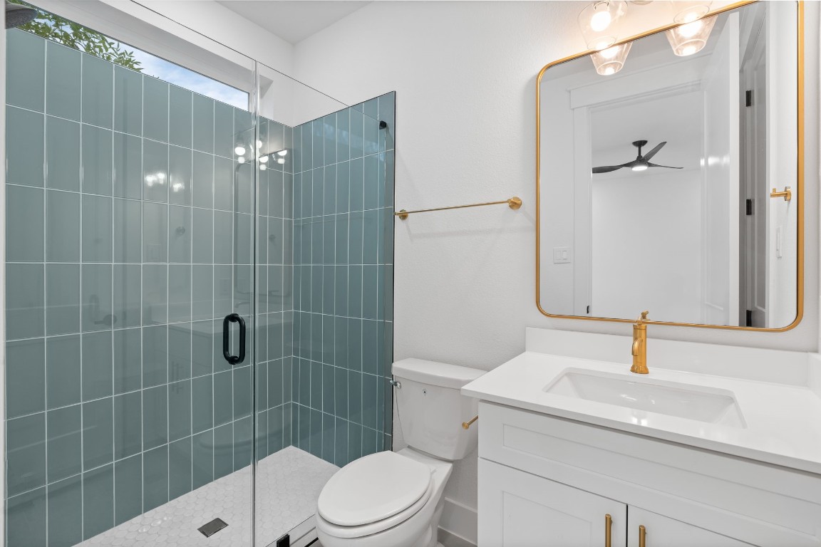 717 Janisch Road, Unit B Houston, TX 77018 - Photo 11 of 32