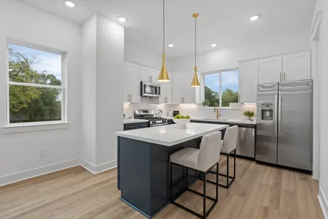 $389,900 | 717 Janisch Road, Unit B, Houston, TX 77018