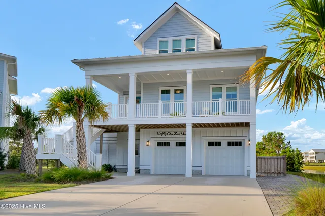 $1,449,000 | 8109 Grand Harbour Court, Wilmington, NC 28411