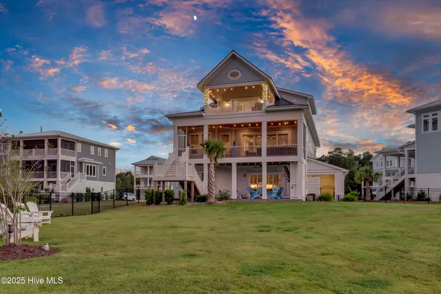 $1,449,000 | 8109 Grand Harbour Court, Wilmington, NC 28411