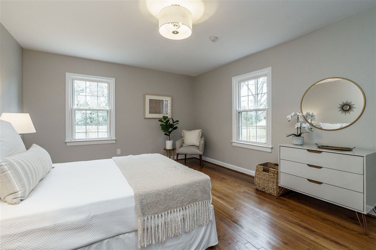 100 East Whitaker Mill Road Raleigh, NC 27608 - Photo 14 of 25 Photo 14