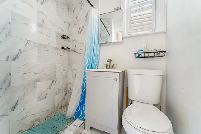 $689,000 | 914 19th Street, Union City, NJ 07087