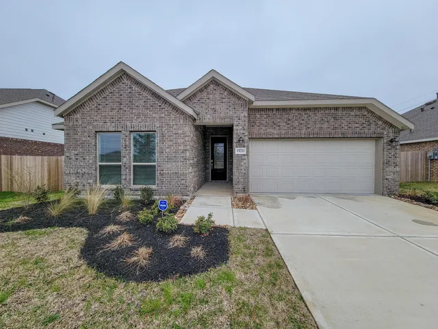 $2,200 | 15711 Vista Sutton Drive, Cypress, TX 77433