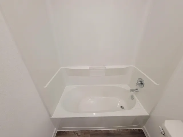 $2,200 | 15711 Vista Sutton Drive, Cypress, TX 77433