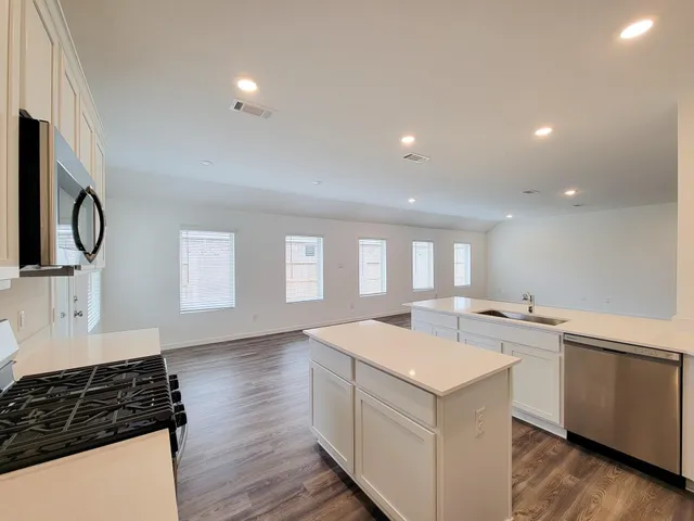 $2,200 | 15711 Vista Sutton Drive, Cypress, TX 77433