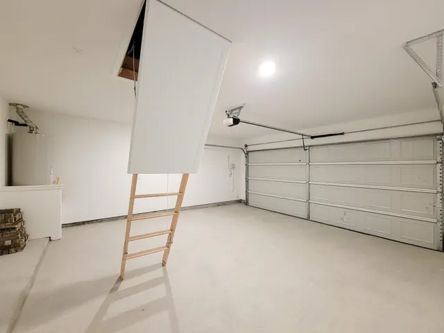 $2,200 | 15711 Vista Sutton Drive, Cypress, TX 77433