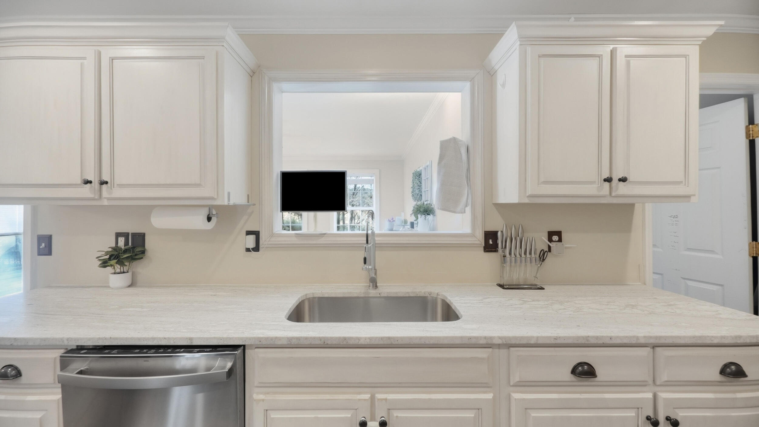 210 Hiwassee Drive Charleston, TN 37310 - Photo 12 of 41 11_210 hiwassee dr-9