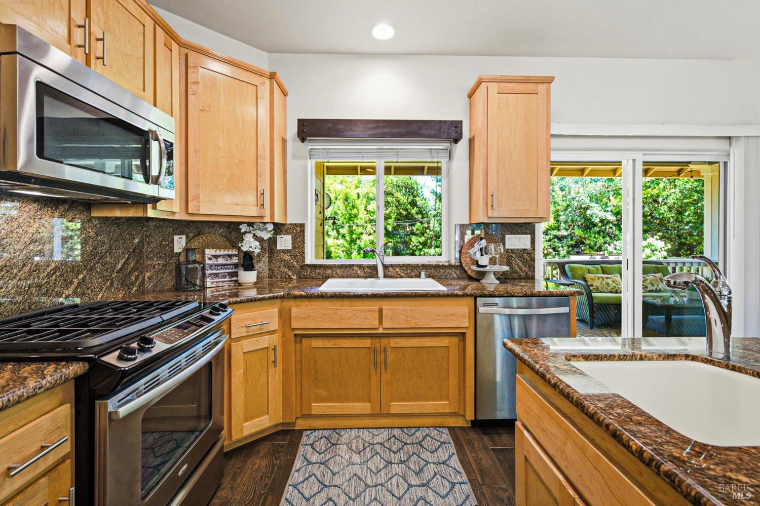 10041 Starr Road Windsor, CA 95492 - Photo 17 of 56