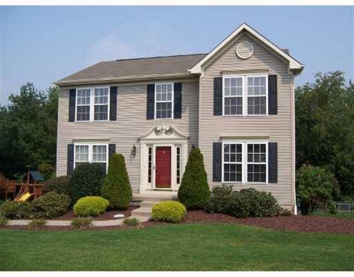 452 Hickory Grade Road Bridgeville, PA 15017 - Photo 1 of 8 Exterior Front.