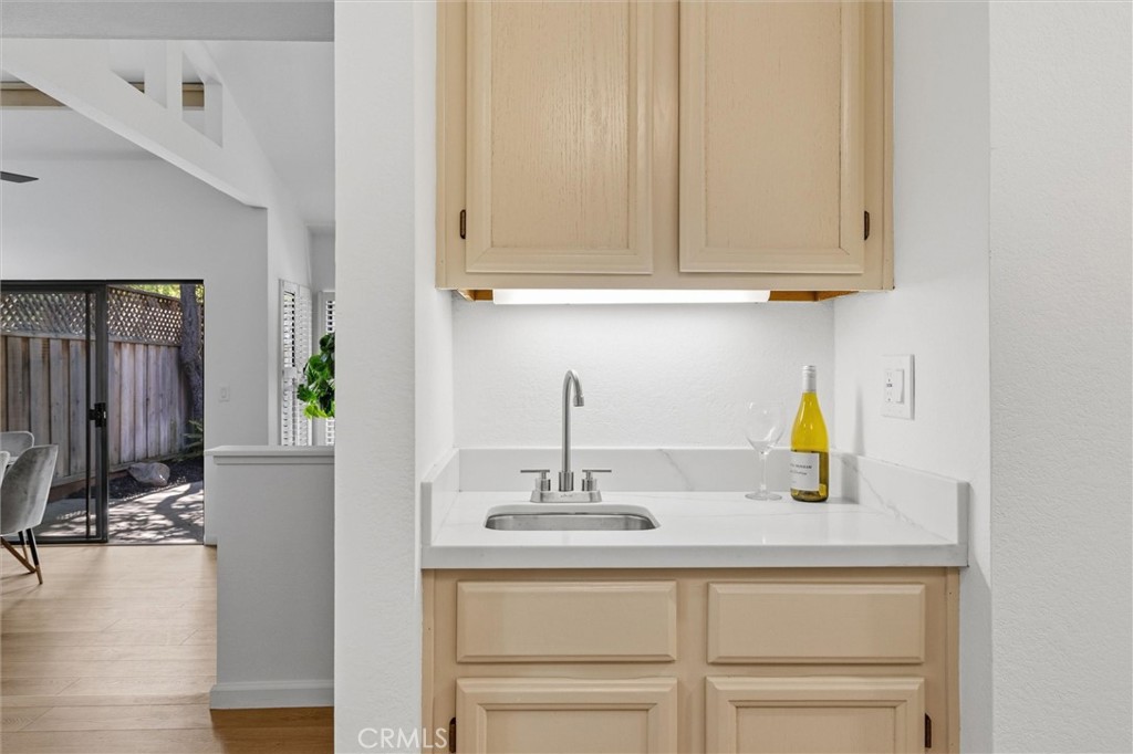 137 Redding Road, Unit B Campbell, CA 95008 - Photo 16 of 36