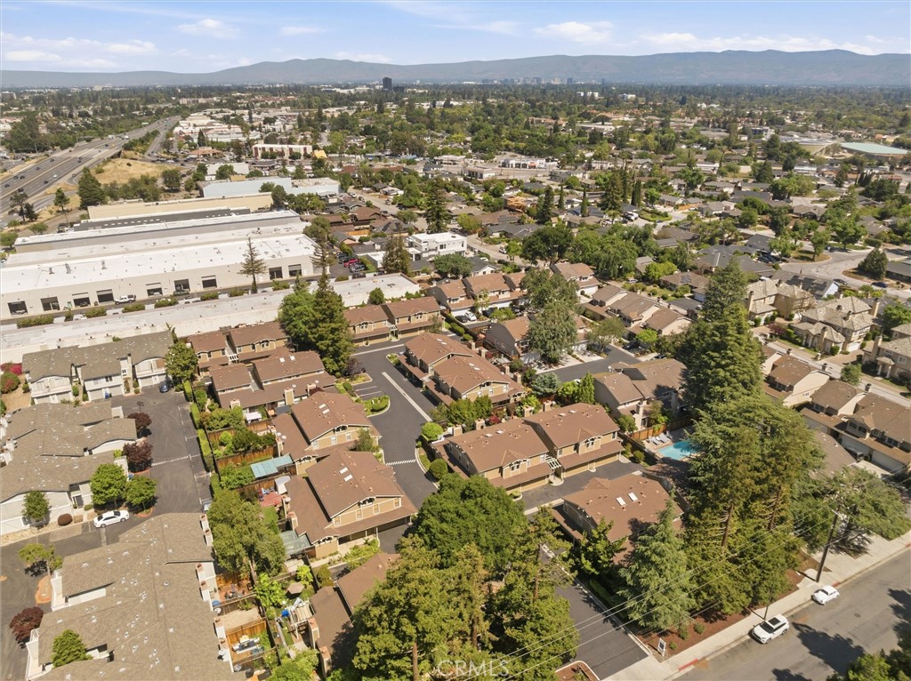 137 Redding Road, Unit B Campbell, CA 95008 - Photo 33 of 36