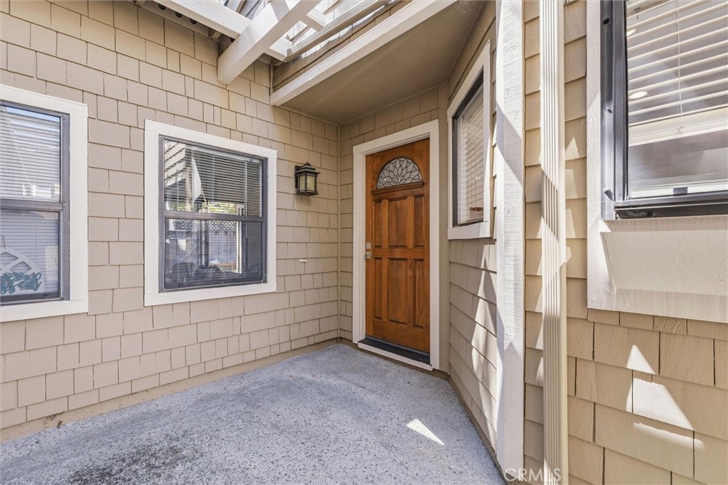 137 Redding Road, Unit B Campbell, CA 95008 - Photo 4 of 36