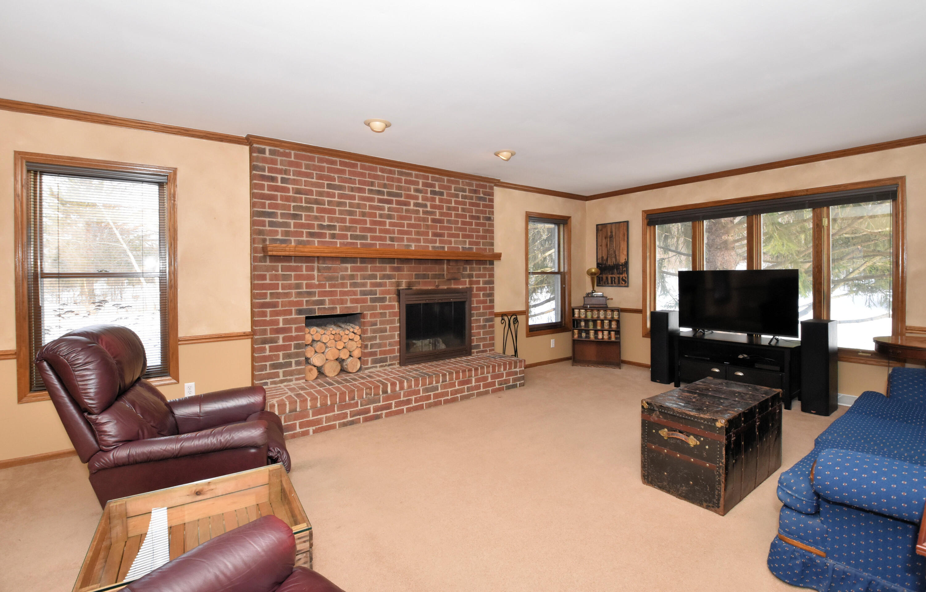 762 North Forest Ridge Court Summit, WI 53066 - Photo 4 of 70 Family room with natural fireplace
