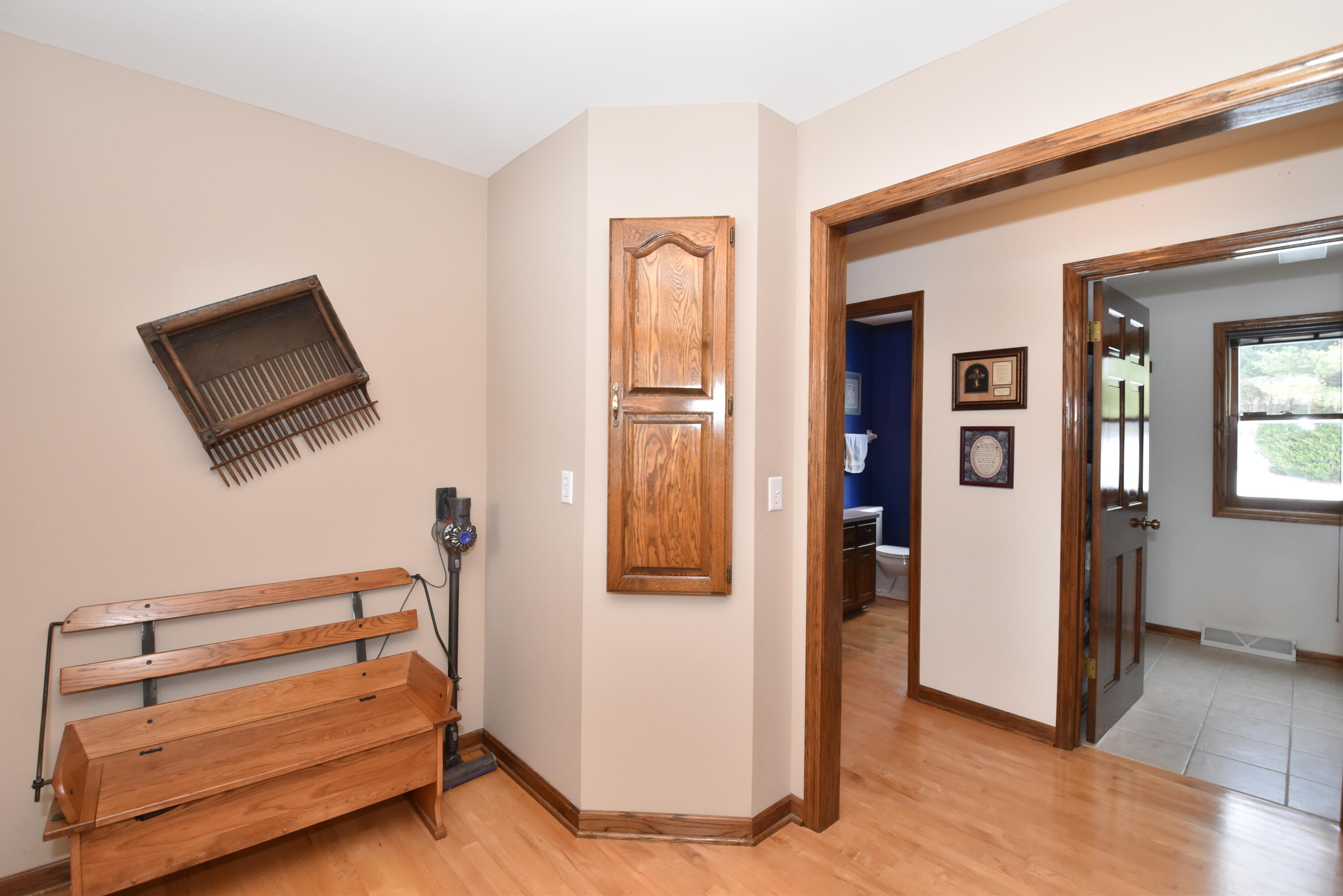 762 North Forest Ridge Court Summit, WI 53066 - Photo 42 of 70 Breezeway