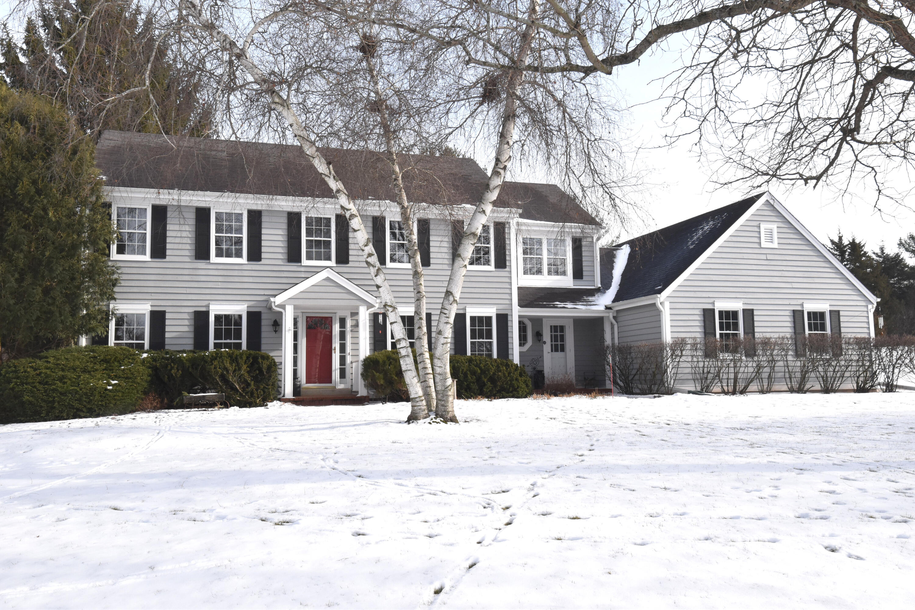 762 North Forest Ridge Court Summit, WI 53066 - Photo 52 of 70 Front