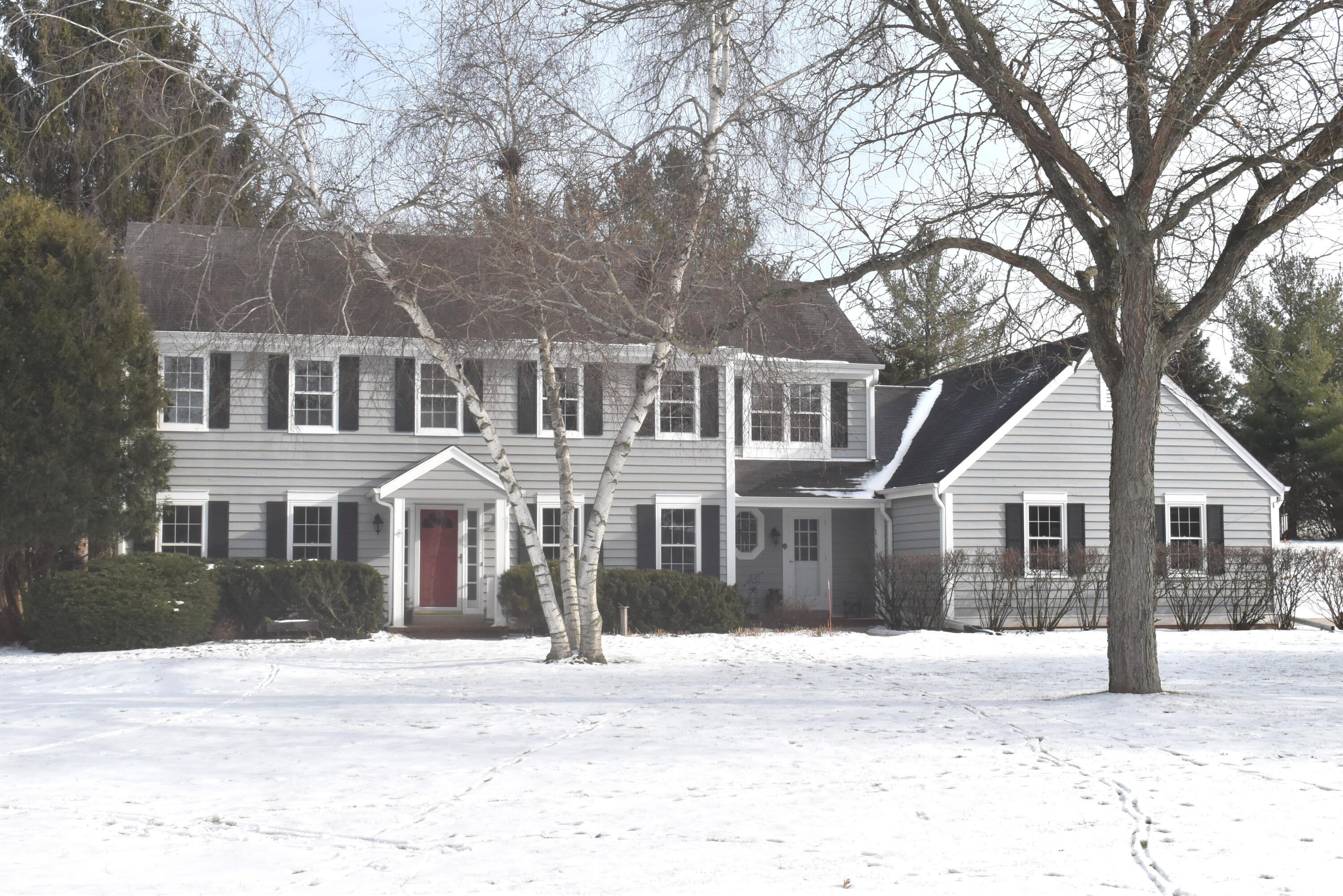 762 North Forest Ridge Court Summit, WI 53066 - Photo 68 of 70 Front