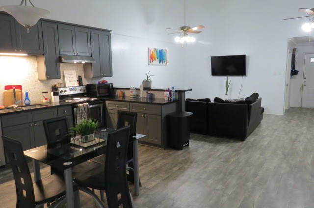 2904 Old Houston Road, Unit 4 Huntsville, TX 77340 - Photo 4 of 11