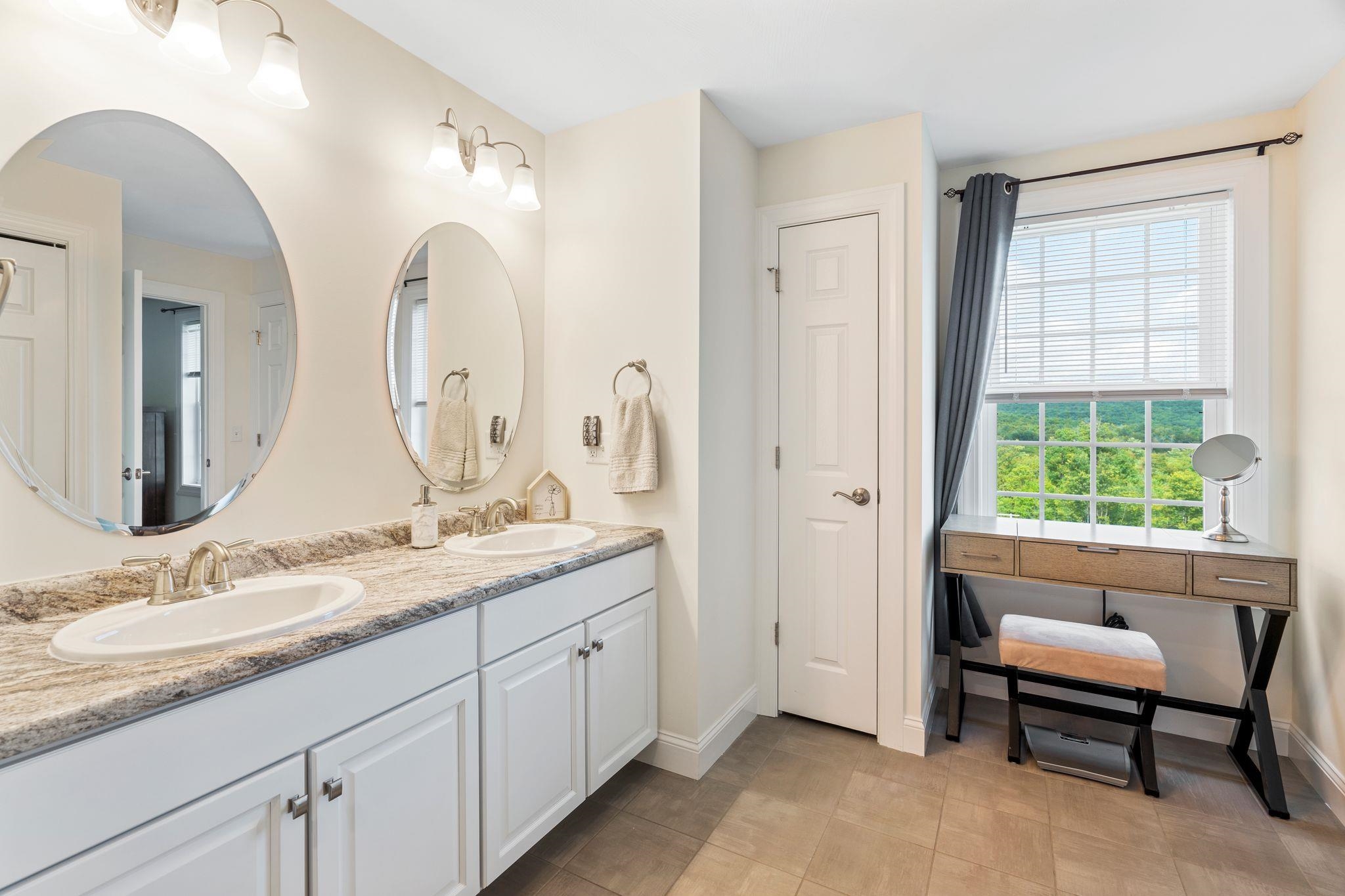 159 Brookview Drive Hooksett, NH 03106 - Photo 32 of 40