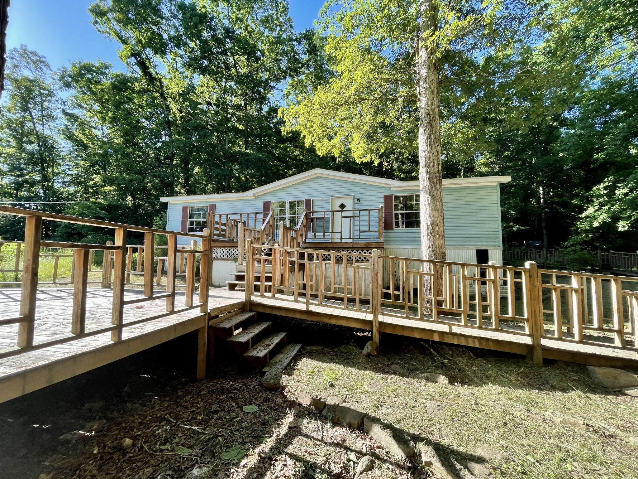 935 Bucket Branch Road Waverly, TN 37185 - Photo 2 of 29 Gallery Image 2