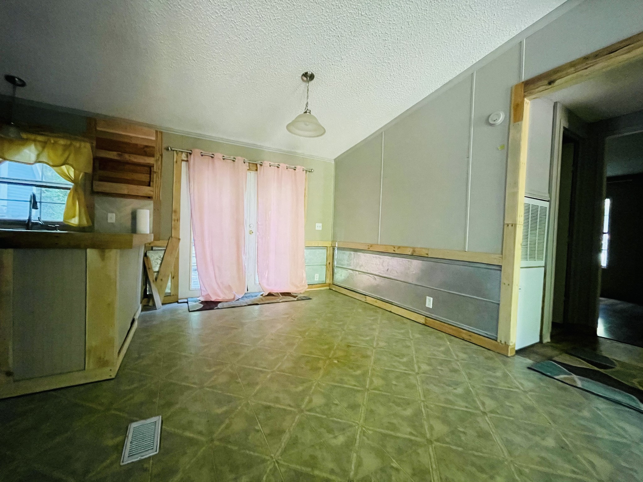 935 Bucket Branch Road Waverly, TN 37185 - Photo 26 of 29 Gallery Image 26