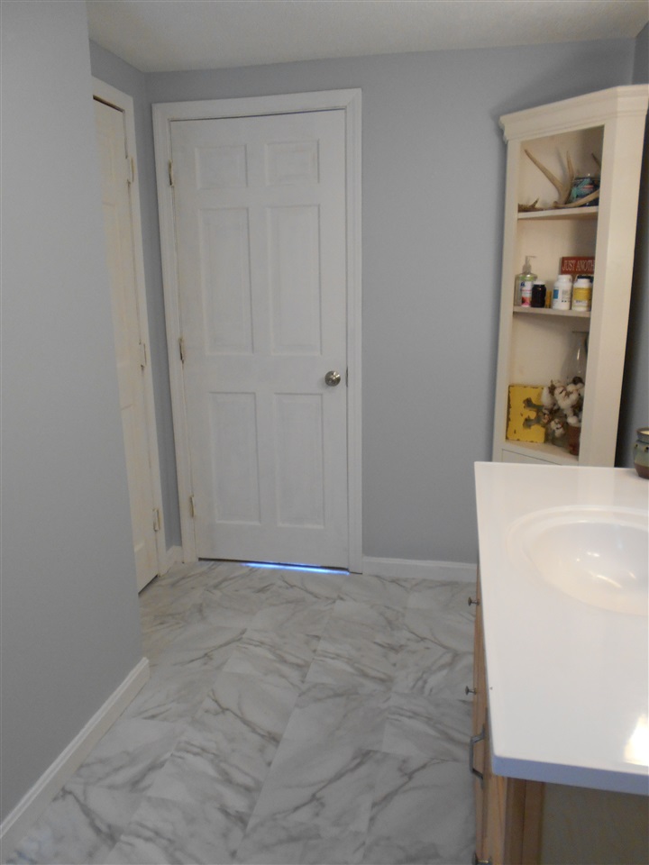 118 New Rye Road Epsom, NH 03234 - Photo 14 of 27