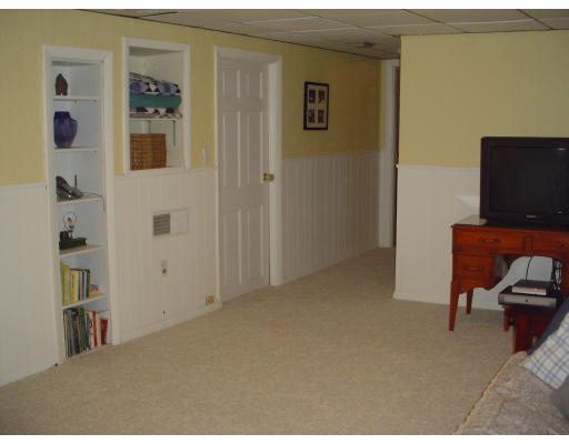 4 Beech Road Westford, MA 01886 - Photo 17 of 25 Gallery Image 17