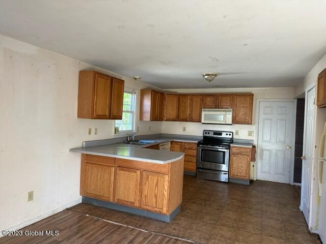 124 Cottage Street Ravena, NY 12143 - Photo 2 of 21 IMG_1451