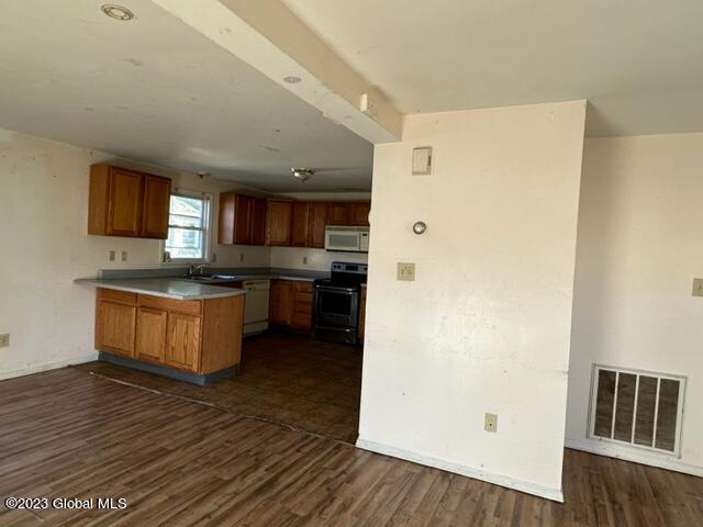 124 Cottage Street Ravena, NY 12143 - Photo 8 of 21 IMG_1467