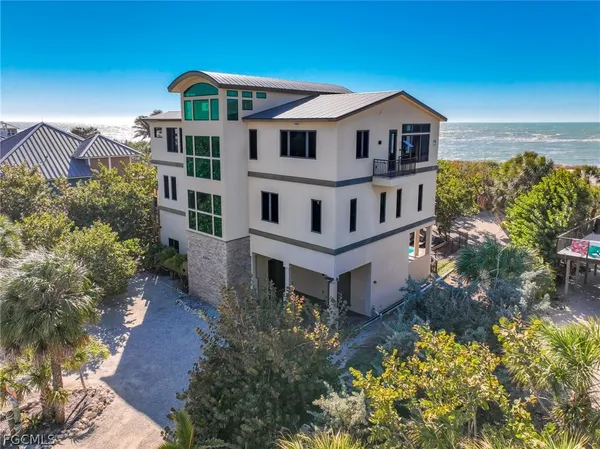 $3,995,000 | 660 Gulf Lane, Upper Captiva, FL 33924
