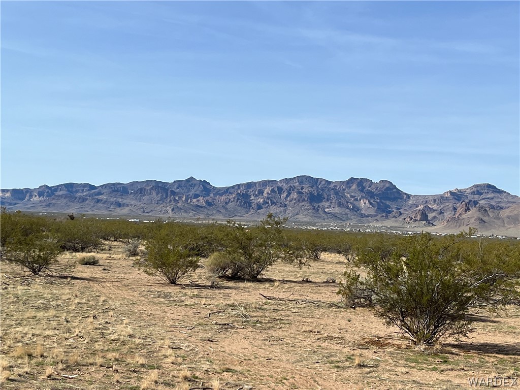 1596 South Gln Cyn Road Golden Valley, AZ 86413 - Photo 17 of 32