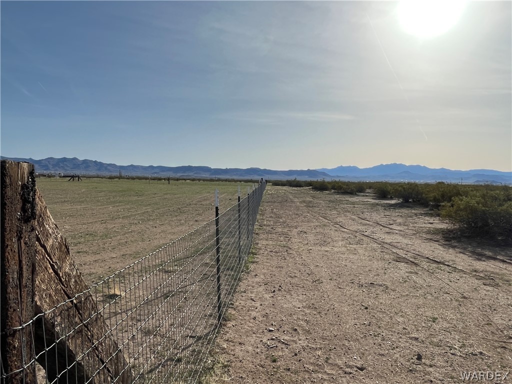 1596 South Gln Cyn Road Golden Valley, AZ 86413 - Photo 20 of 32