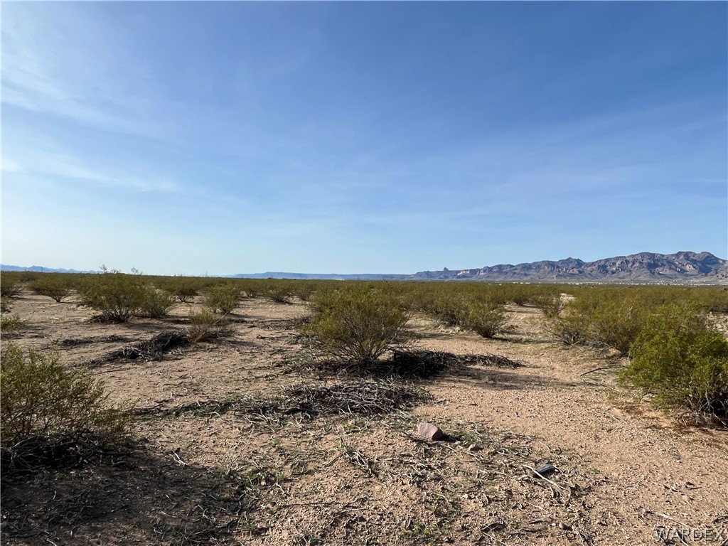 1596 South Gln Cyn Road Golden Valley, AZ 86413 - Photo 22 of 32